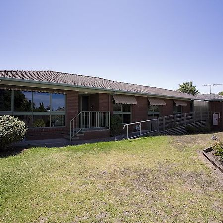 Geelong Holiday Home Номер фото