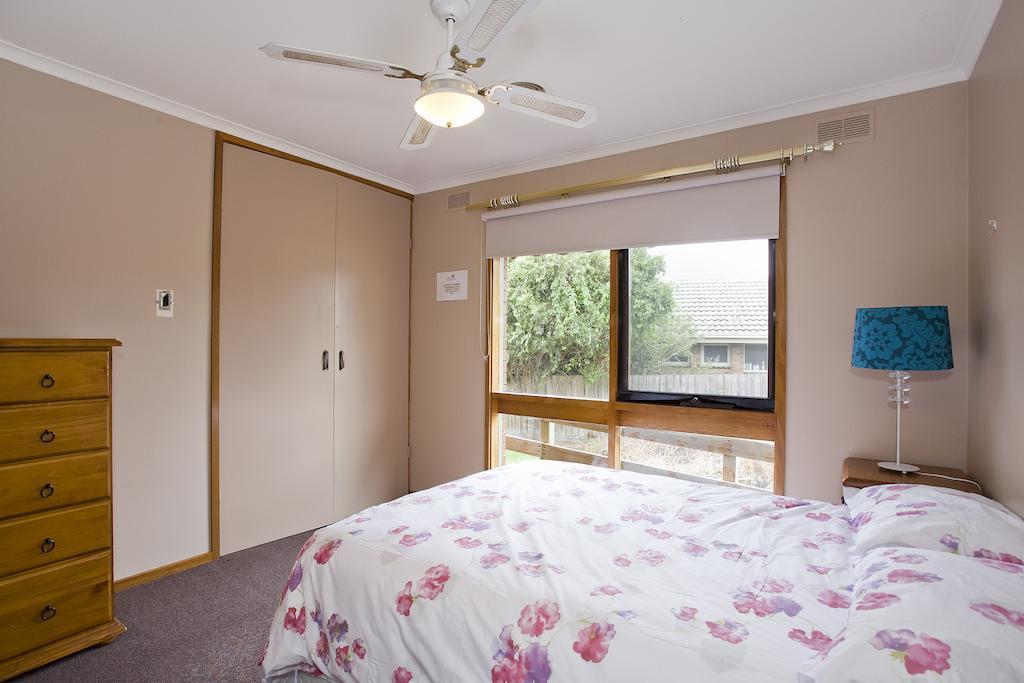 Geelong Holiday Home Номер фото